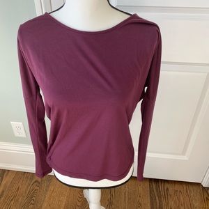 Alo burgundy top (likely M could be a large)